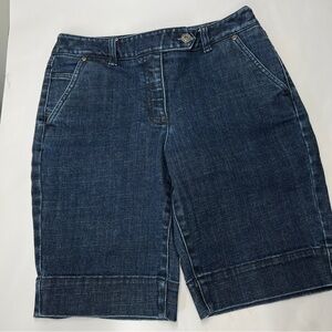 TALBots Women’s size 4 blue denim jean midi shorts